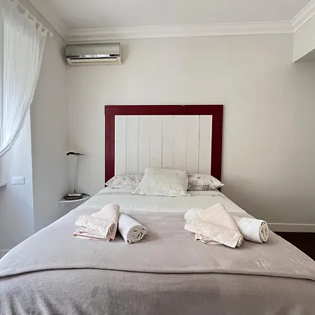 Vatican Family House 2 Baths & 3 *