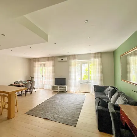 Διαμέρισμα Vatican Family House 2 Baths & 3